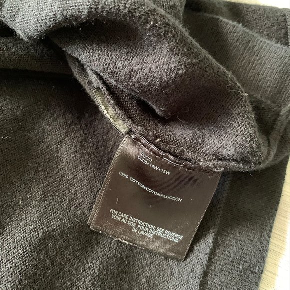 Mexx B&W Colorblock V-Neck Sweater - Picture 7 of 7